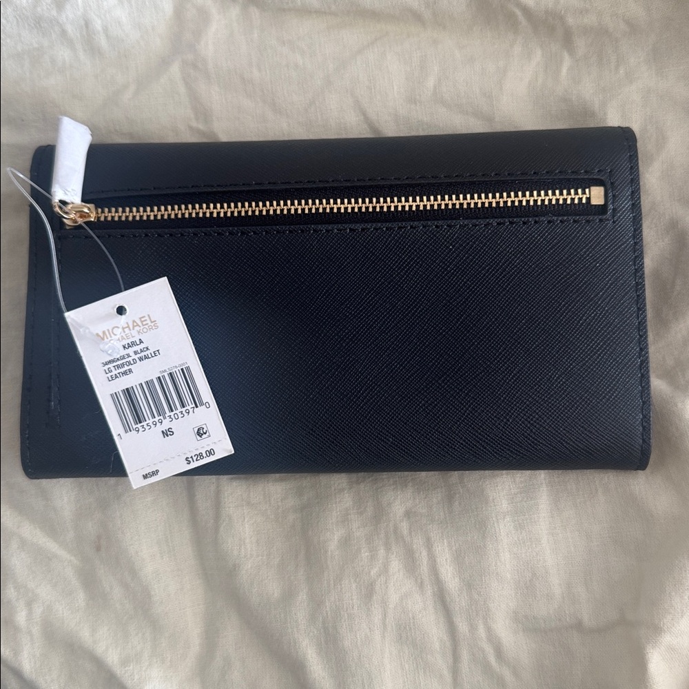Michael Kors black/gold Lg Trifold leather wallet. - Picture 5 of 6